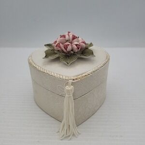 Vintage‎ Ceramic Flowers White Heart